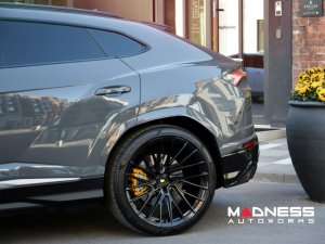 Lamborghini Urus Custom Wheels - EVO-6T by Vossen - Gloss Black Lamborghini Urus Custom Wheels - EVO-6T by Vossen - Gloss Black